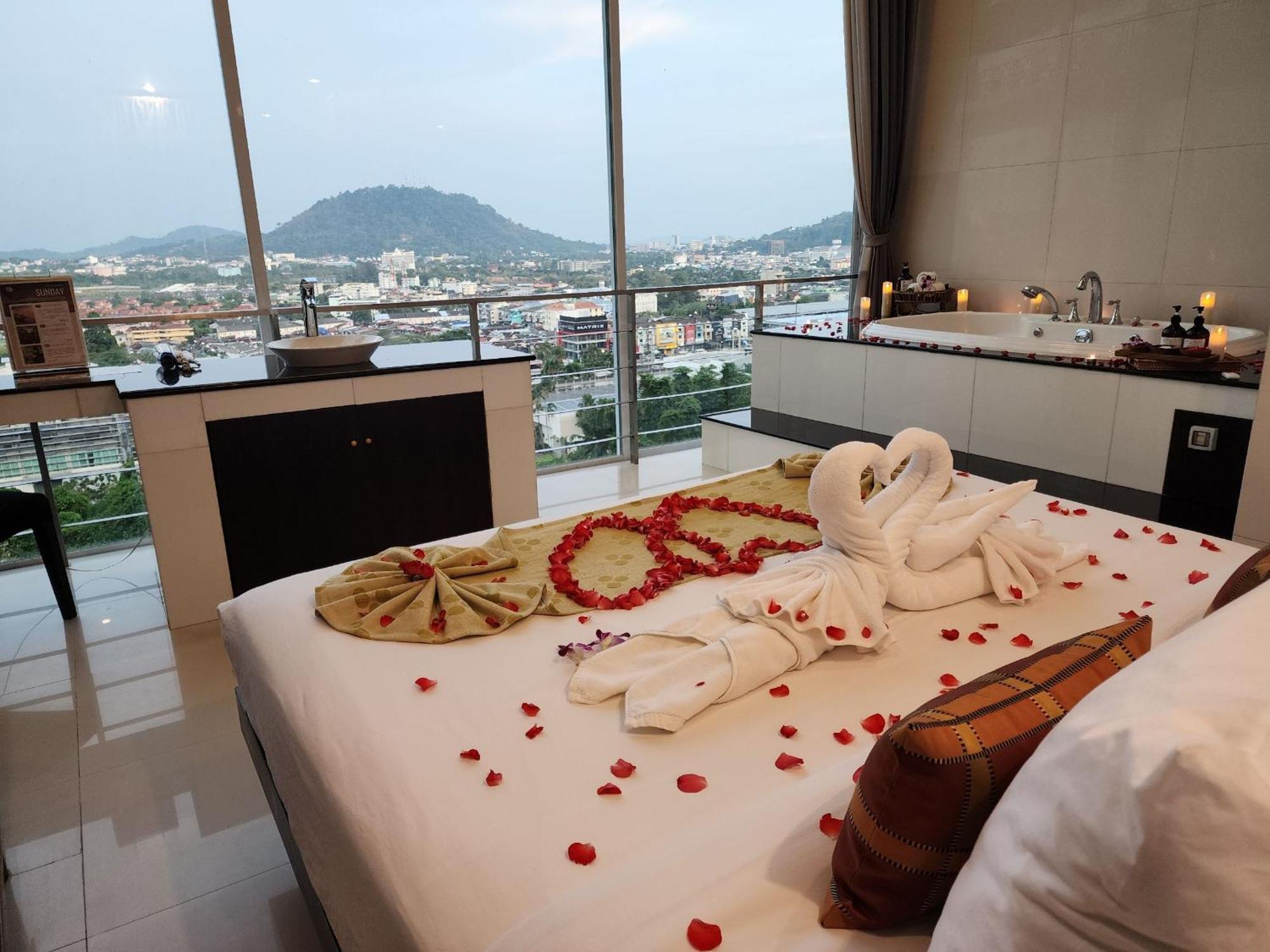 Hilltop Wellness Resort Kathu Luaran gambar